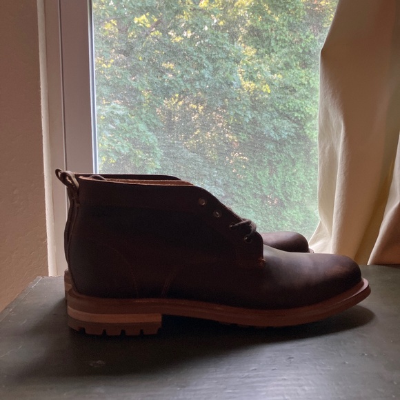 Clarks boots - Picture 1 of 3